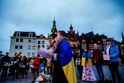 Nijmegen staat stil bij vier jaar Russische invasie in Oekraïne: ‘Het wordt niet beter, het wordt erger’