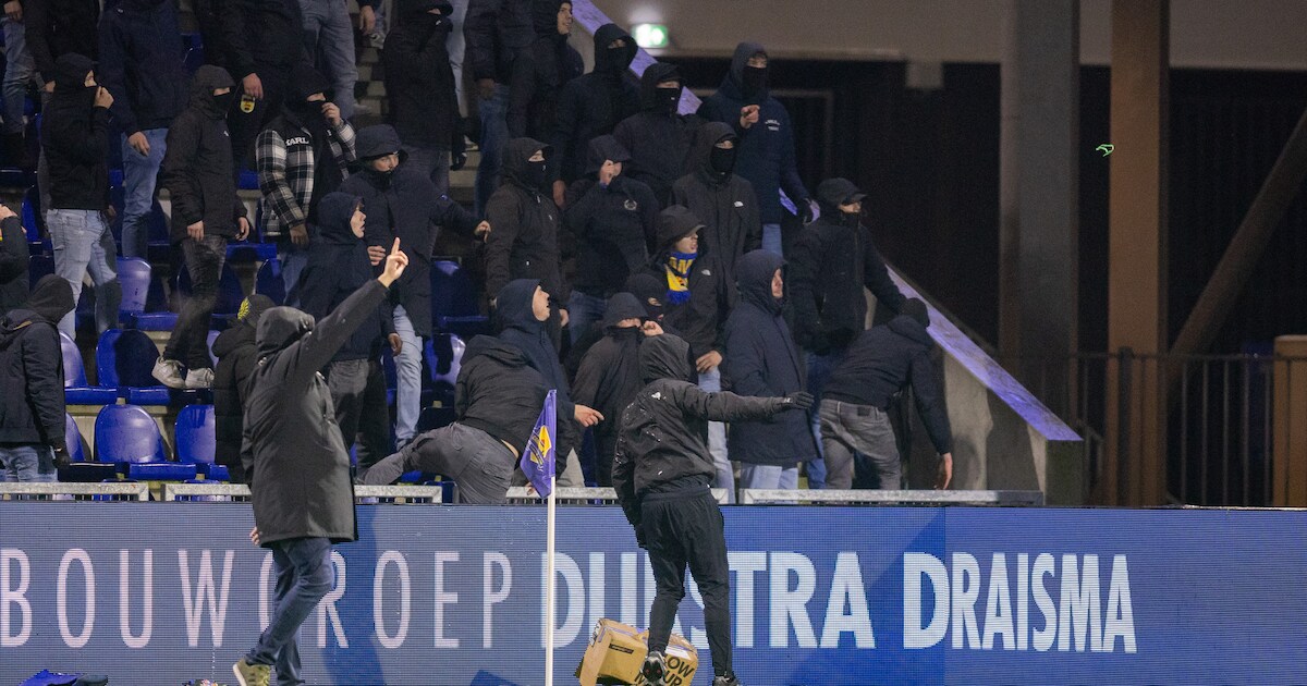 Cambuur wint topper van ADO Den Haag: wedstrijd lag 50 minuten stil na ...