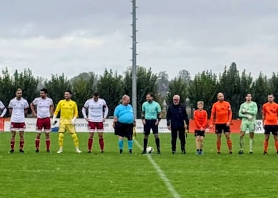 Scheidsrechter Bart Boesveld ‘verbetert’ stokoud kaartenrecord van John Dijkman: ‘Niet erg dat ik he