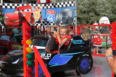 Knuffels grijpen en in de zweefmolen: de kermis strijkt neer in Overvecht