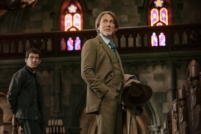 Vier sterren voor derde Knives Out-film: ‘Daniel Craig heeft meer lol dan bij James Bond’