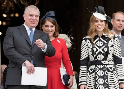 Lot prinsessen Beatrice en Eugenie onzeker: sleept ‘prins’ Andrew hen mee in zijn diepe val?