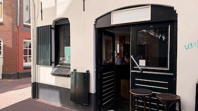 Nieuw café in Luthersestraat in Arnhem waar ‘lekker moet kunnen worden gedanst’
