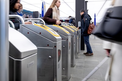 NS verhoogt prijzen treinkaartjes in 2026, grootste stijging sinds jaren
