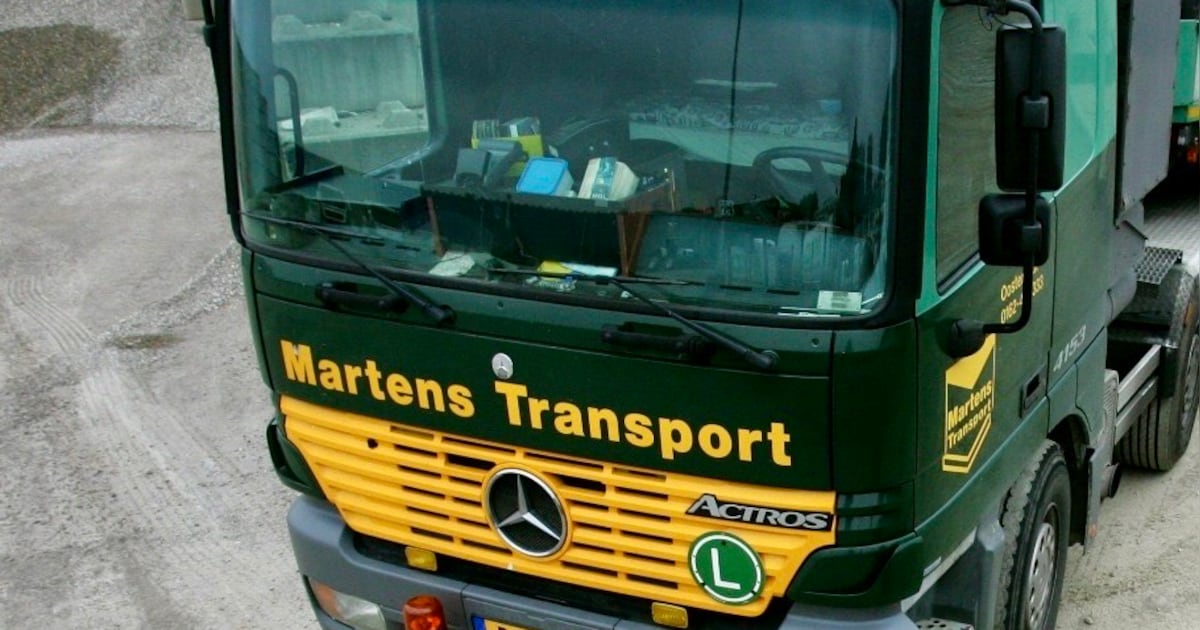 Transportbedrijf bekend van groen-gele vrachtwagens na ruim 100 jaar ...