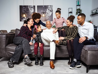 Humphrey (76) schittert in The Voice: ‘Je bent oud, met pensioen, het is klaar? Nee!’