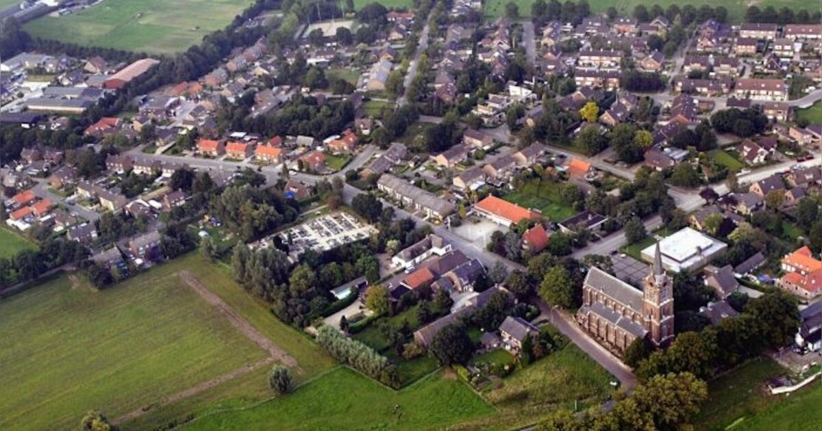 Maasbommelse kinderen vissen en bouwen