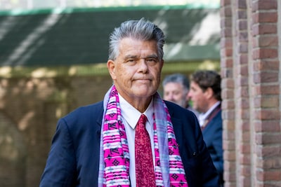 Emile Ratelband bijna 2 jaar spoorloos, zegt dochter Minou: ‘Dit klopt gewoon niet’
