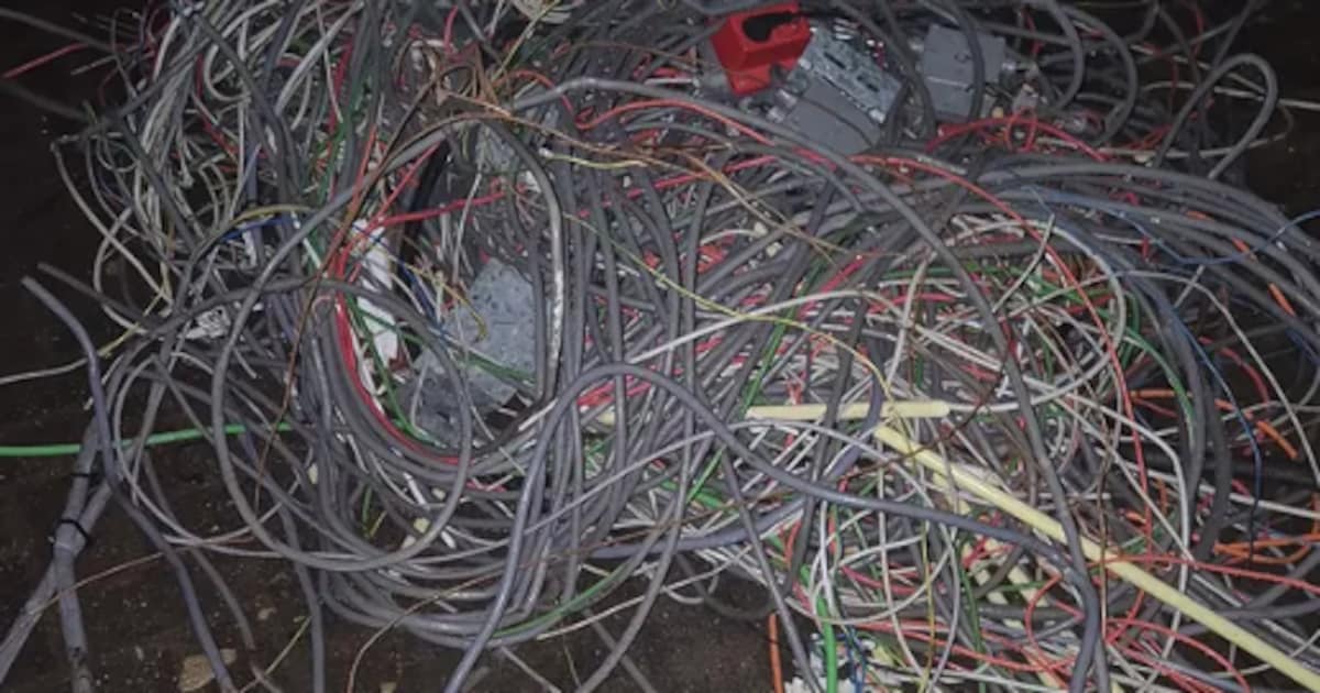 Koperdieven ‘op bezoek’ in slooppand Den Dolder