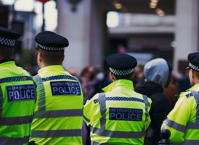 Twee doden na explosie in huis in Bristol, politie onderzoekt oorzaak van ‘verdacht’ incident