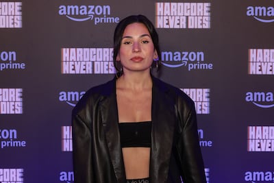 Sleepers-actrice Sinem Kavus: ‘Schaam me dat ik mijn droomjob met elke vezel van mijn lijf heb verdedigd’