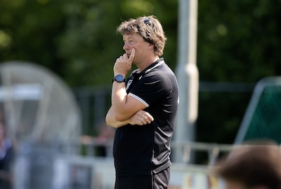 Trainer Vonk kondigt vertrek aan bij VIOD: ‘Tijd om stokje over te dragen’