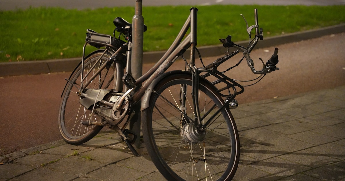 Fietser gewond na botsing met auto in Bunschoten