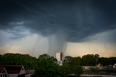 LIVE Onweer | Code oranje in Gelderland om hevige onweersbuien, grootste deel van het land code geel