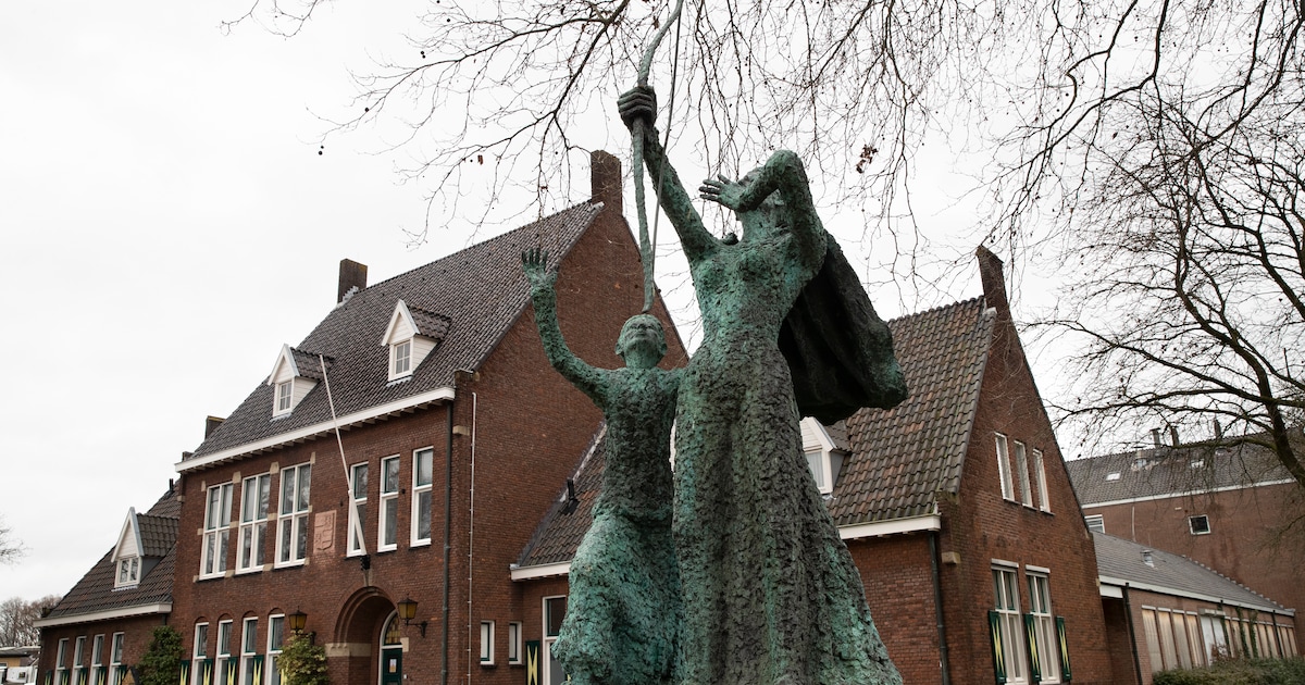 Handjeklap-deal tussen gemeente en projectontwikkelaar; Albert Heijn wil schadevergoeding én nieuwe 