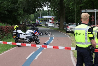 Fietser gewond na botsing met auto aan Hoofdstraat in Driebergen-Rijsenburg