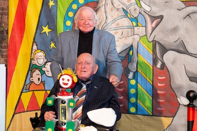 Aad van Toor over gezondheid broer ‘Bassie’ van Toor: ‘Naar omstandigheden goed’