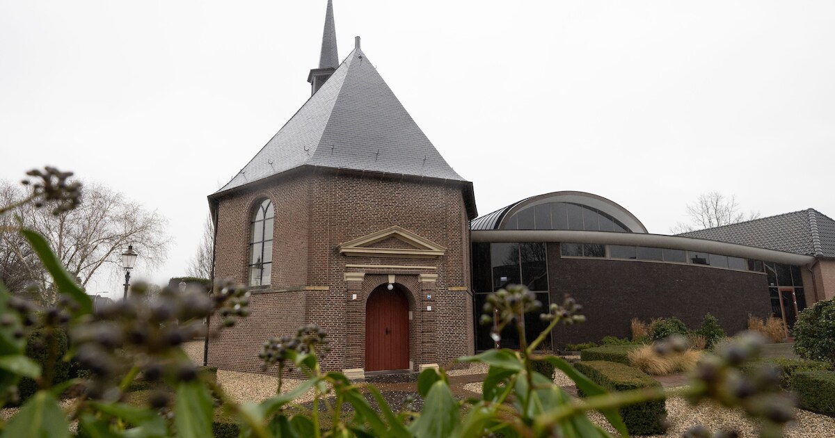 In dit strenggelovige dorpje willen veel mensen de prik niet. Nu zijn ze boos op de ChristenUnie-wet