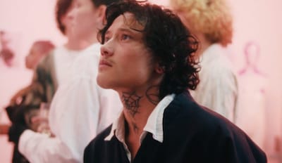 Acteur Sky James Bronkhorst (27), bekend van NTR-serie A teenage love affair, overleden