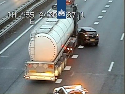 ‘Probleemsnelweg’ de A12 slaat wéér toe: ongeluk met vrachtwagen