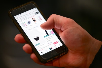 In Duitsland is TikTok Shop al een concurrent van Saturn en Douglas, winkeloptie komt ook naar Nederland