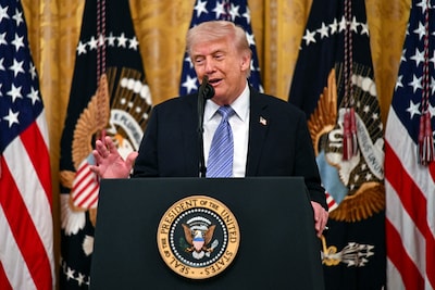 Trump pauzeert Project Freedom: geen bescher­ming voor schepen in Straat van Hormuz