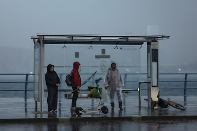 Meerdere doden door overstromingen na hevige regenval in Istanboel