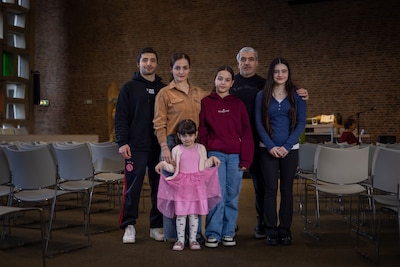 Gezin schuilt al een jaar in een kerk in Kampen: ‘Geef ze hun leven terug, denk ik dan...’