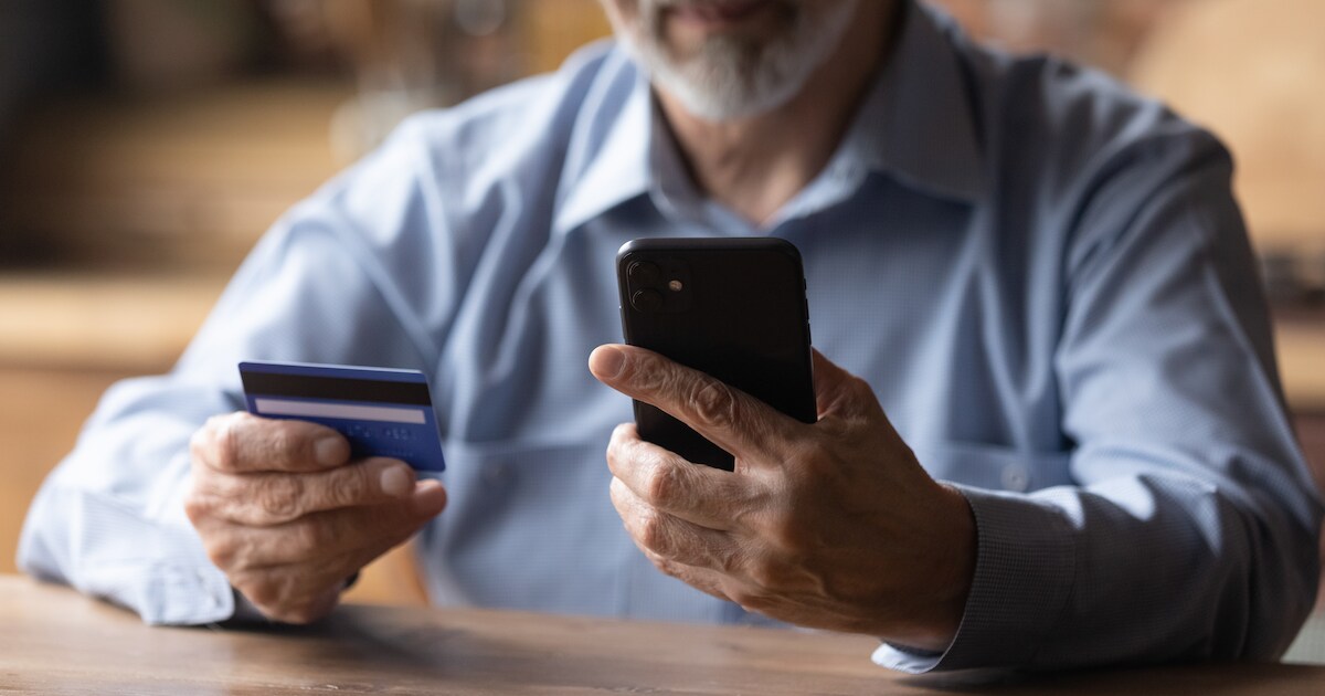 Hij sliep in B&B's zonder te betalen, en incasseerde aanbetalingen voor klussen die hij niet uitvoer