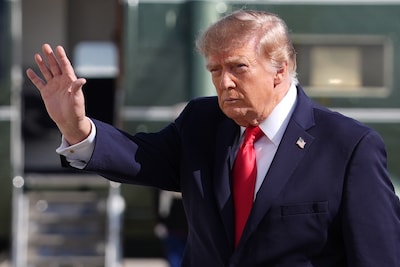 Trump is onverstaanbaar of helemaal niet in beeld na mediaboycot, Witte Huis komt met eigen Trump TV