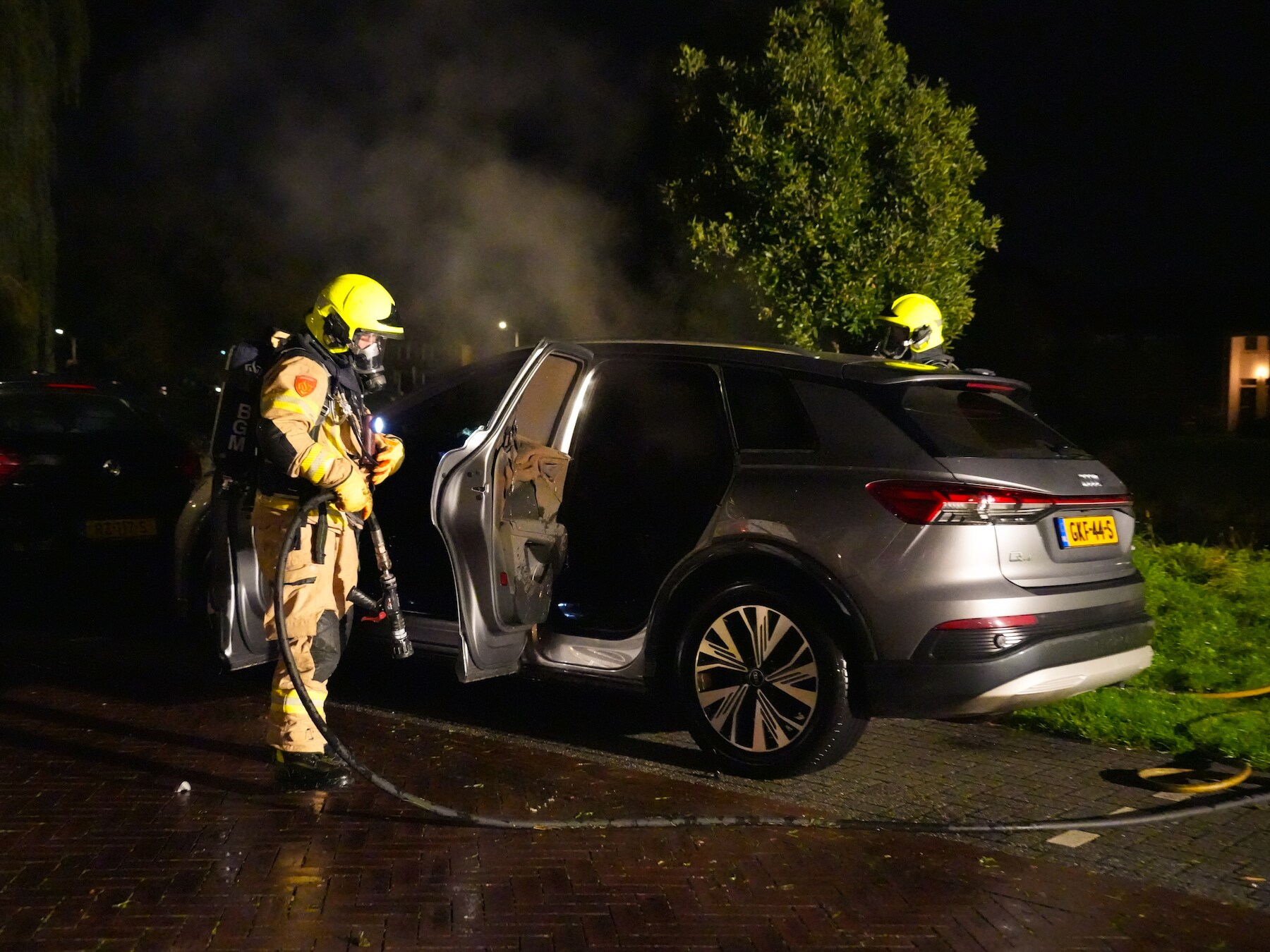 Voertuigbrand op Marga Klompélaan in Arnhem 112 nieuws Arnhem De