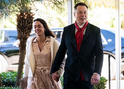 Elon Musk verbreekt relatie met moeder van vier van zijn kinderen: ‘In één week van verliefd naar gedumpt’