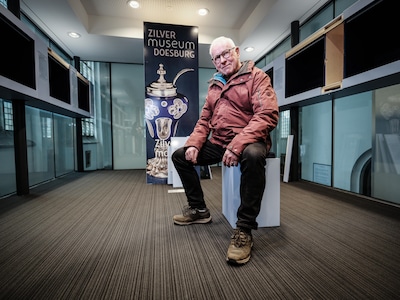 Lege vitrines en deur die niet meer dicht kan: zo ziet het Zilvermuseum eruit na de roof