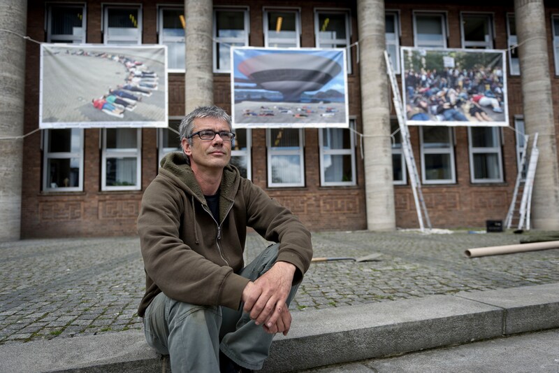 Kunstenaar Rob Sweere zoekt 100 mensen voor project in Hemmen | Regio ...