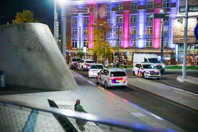‘Meerdere steekincidenten’ bij Arnhem Centraal: politie rukt massaal uit, minstens één gewonde
