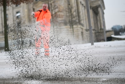 Botbreuken en dwarslaesies: spiegelglad Berlijn grijpt in
