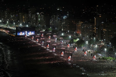 Copacabana in Rio volgestroomd voor gratis concert van Colombiaanse superster Shakira
