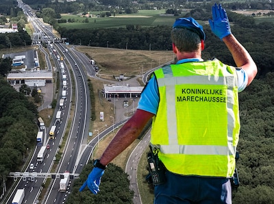 Dit vindt ‘Europa’ van de Duitse grenscontroles en de overlast voor Nederland