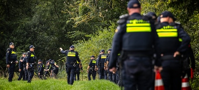 Verdachte tas gevonden in Wijchen bij zoekactie na schoten Overasselt, inhoud onderzocht