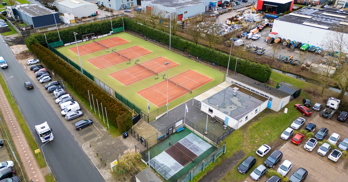 Tennisclub verhuist naar groen sportpark: kinderen niet meer langs ...