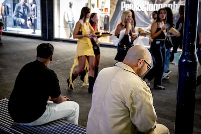 Wet tegen seksuele straatintimidatie blijkt papieren tijger: boa’s delen slechts 6 boetes uit in twee jaar