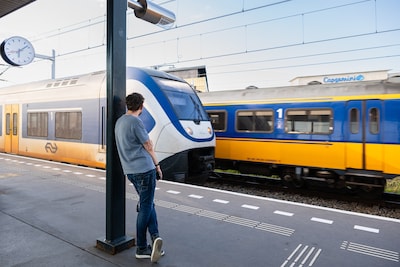 Rijp op de bovenleiding zorgt voor problemen op het spoor rond Utrecht en Amersfoort
