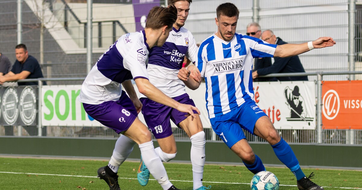 Bij Almkerk zitten ze voortaan in de Dave van der Westen-kleedkamer