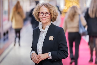 Rechterhand Rutte bezoekt Rotterdam: ‘Als we onze troepen niet op tijd aan oostgrens krijgen, zijn we nergens’