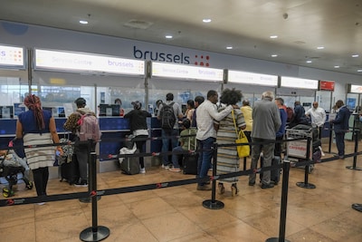 Handmatige check-in en boarding op luchthaven Brussel na cyberaanval: ook zaterdag nog problemen verwacht
