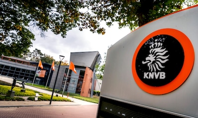 Vitesse eist van de KNVB 500.000 euro per gemiste wedstrijd