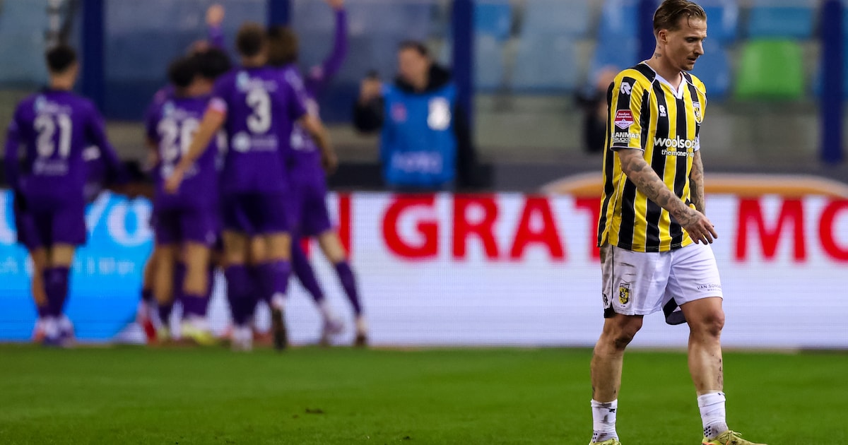 TERUGLEZEN | Vitesse stelt teleur en gaat onderuit tegen FC Dordrecht