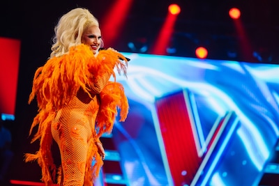 Rotterdamse dragqueen zet The Voice op stelten: ‘Echt een creatieve uitlaatklep’