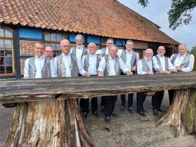 De Grolse Hofzangers en J@M treden op in Eibergen