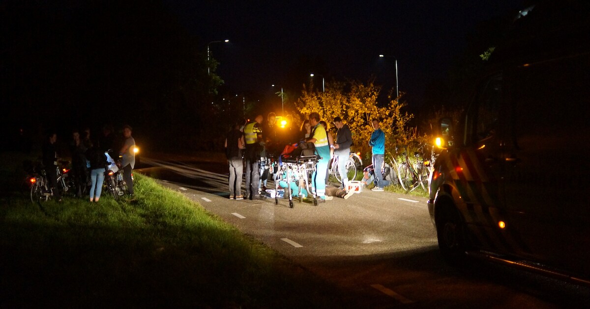 Fietser gewond na val van fiets in Harreveld